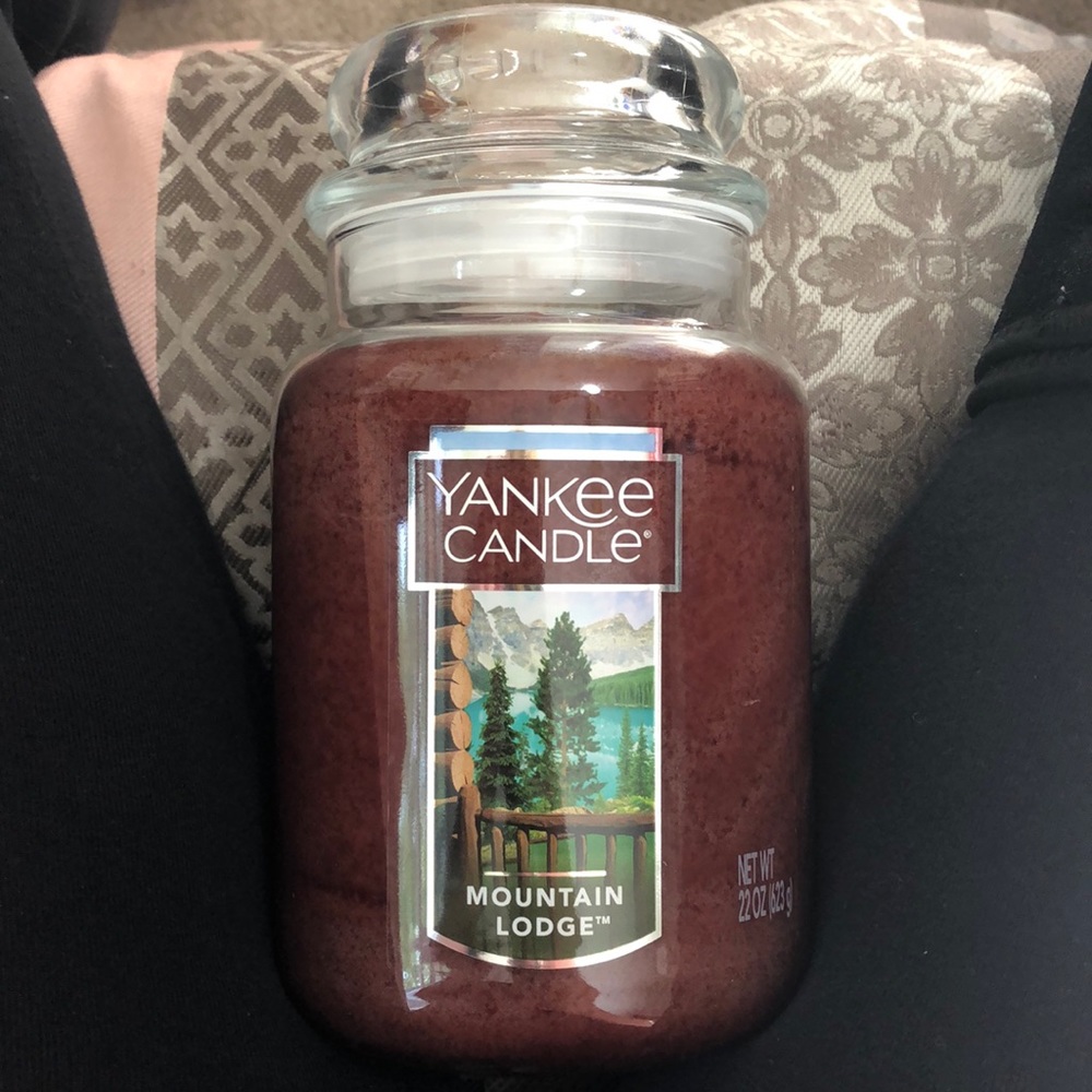 Mountain Lodge Yankee Candle